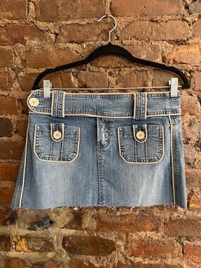 Z. Cavaricci Light Blue Denim Mini Skirt with Buttoned Front Pockets